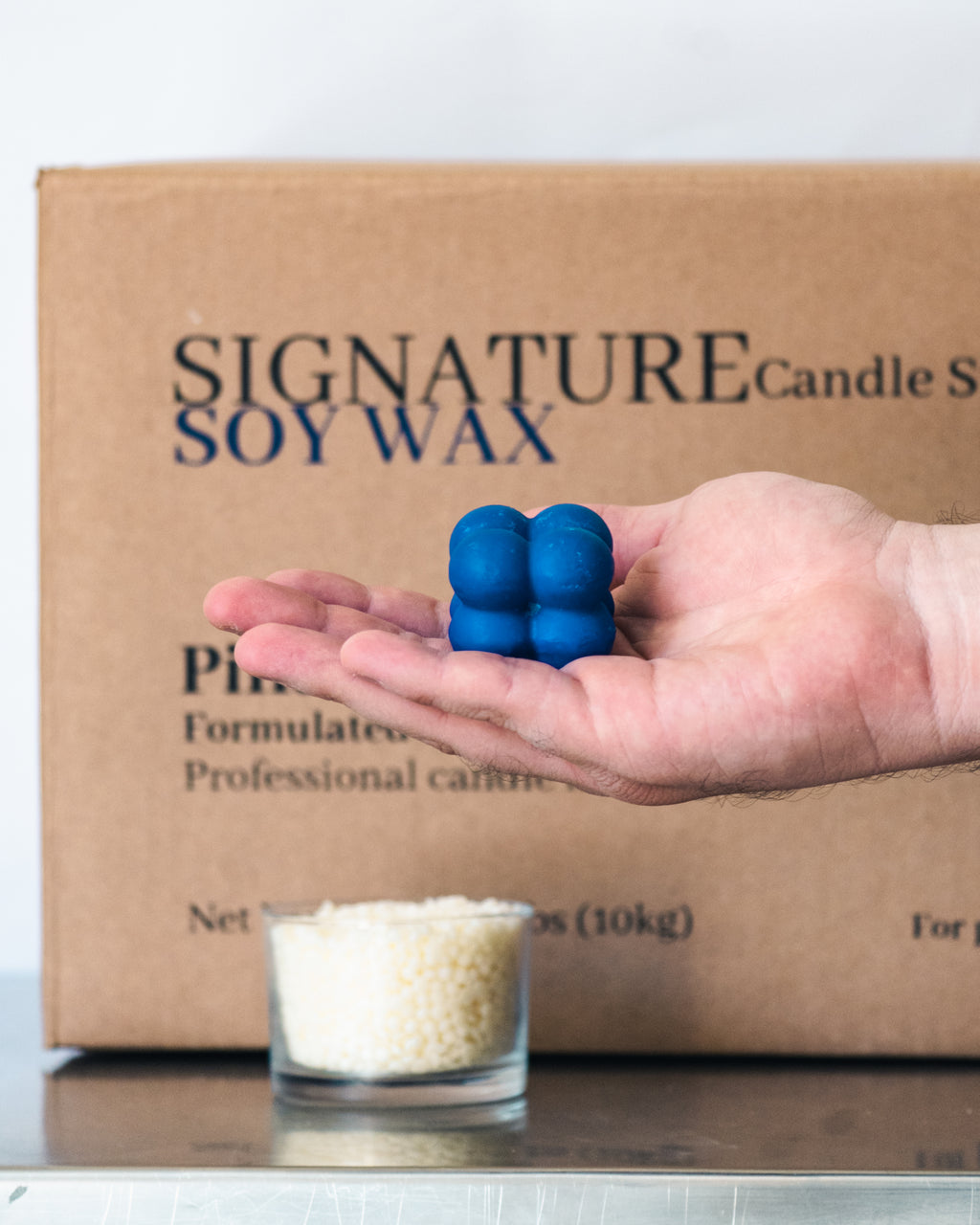 Signature Soy Wax Pillar Ultra for pillar candles– Pallet of 75 Boxes | 1,503 lb (750 kg) |