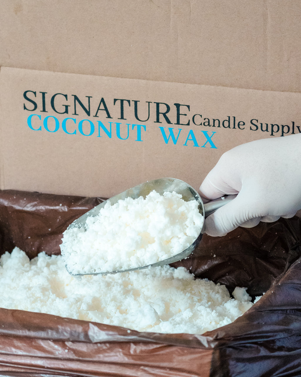 Signature Coconut Wax Cocosoy for massage candles– Pallet of 75 Boxes | 1,503 lb (750 kg) |
