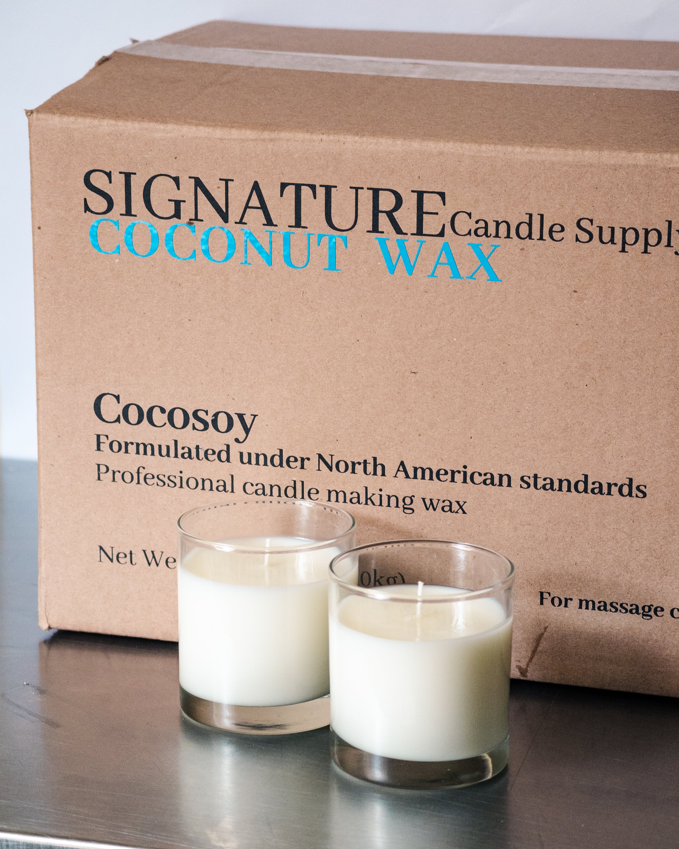 Signature Coconut Wax Cocosoy for massage candles– Pallet of 75 Boxes | 1,503 lb (750 kg) |