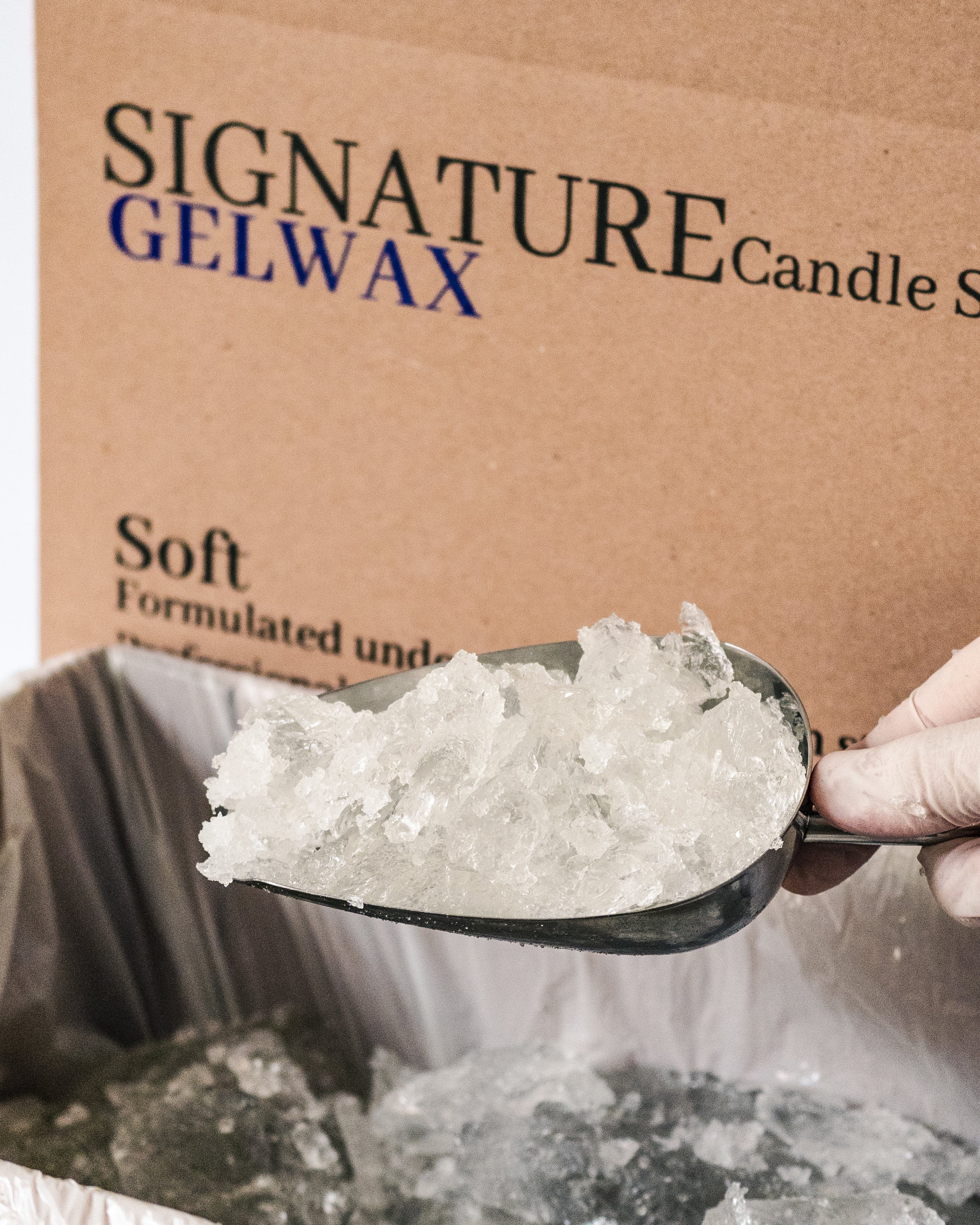 Signature Gel Wax Soft for decorative candles – Pallet of 75 Boxes | 1,503 lb (750 kg) |