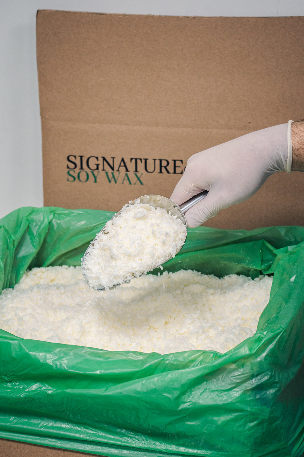 Signature Soy Wax for Containers – Pallet of 75 Boxes |  1,503 lb (750 kg) |