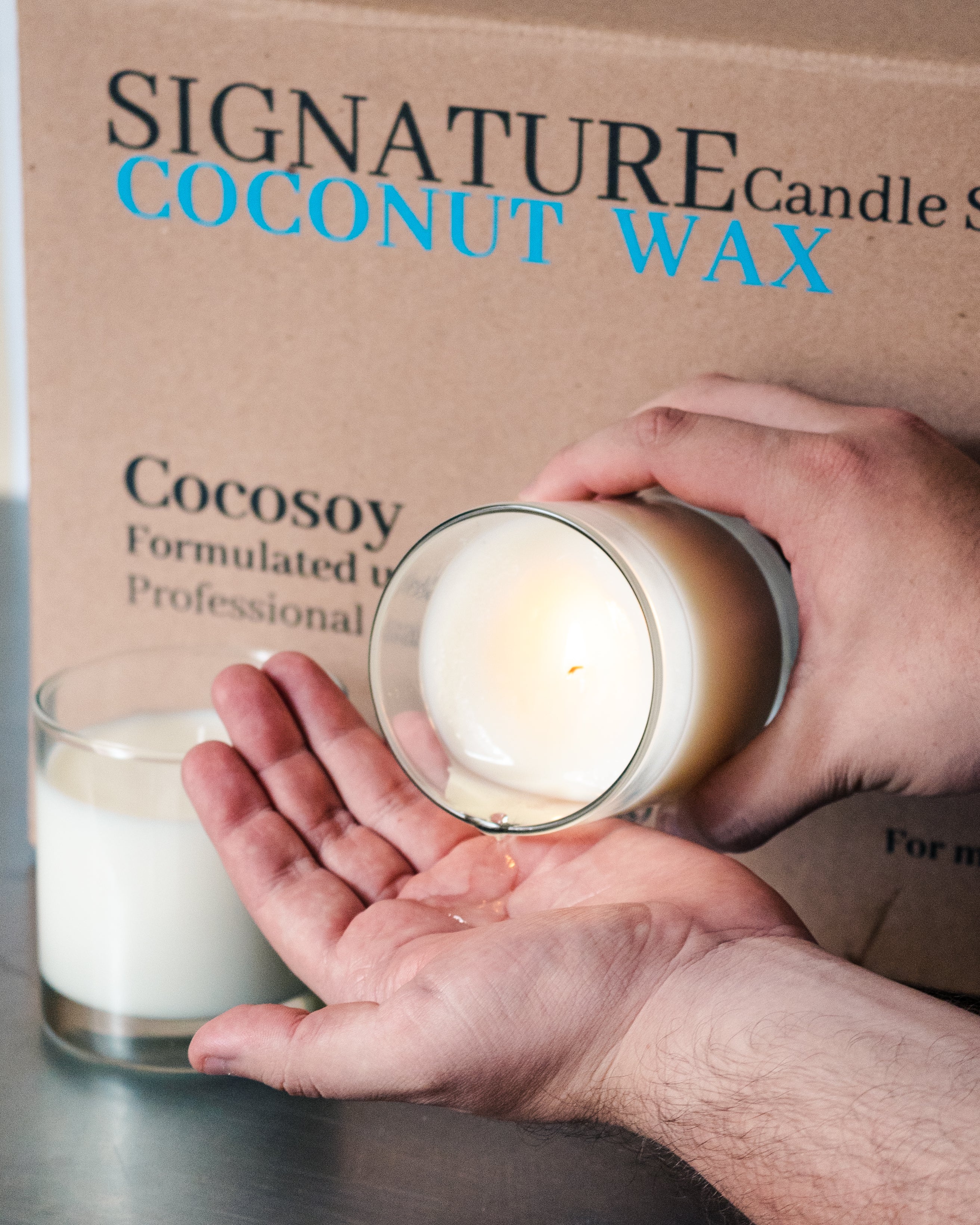 Signature Coconut Wax Cocosoy for massage candles– Pallet of 75 Boxes | 1,503 lb (750 kg) |